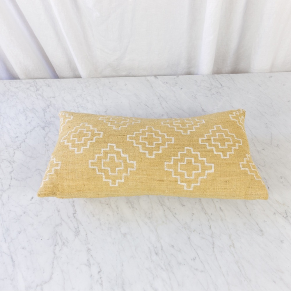 Decorative Geometric Lumbar Throw Pillow